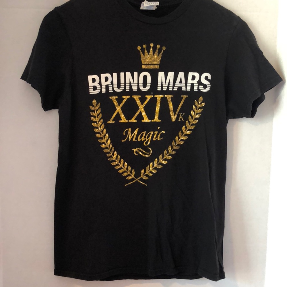 BRUNO MARS 24K Magic Hawaii Tour 2018 Women's T-Shirt Sz S Aloha Stadium